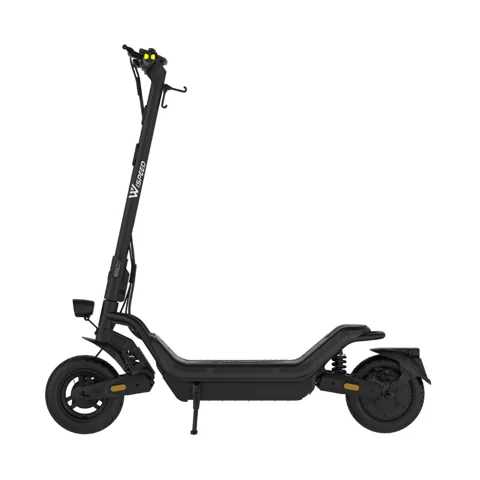 Trottinette électrique Wispeed SUVPILOT 150 R noire vue de profil, roue avant à gauche