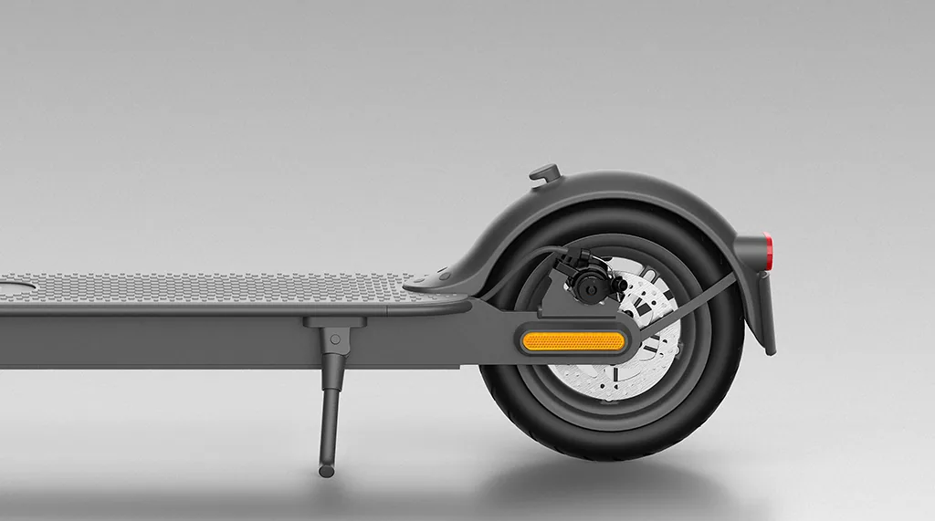 Roue arrière de la Mi Electric Scooter Essential avec frein à disque et béquille